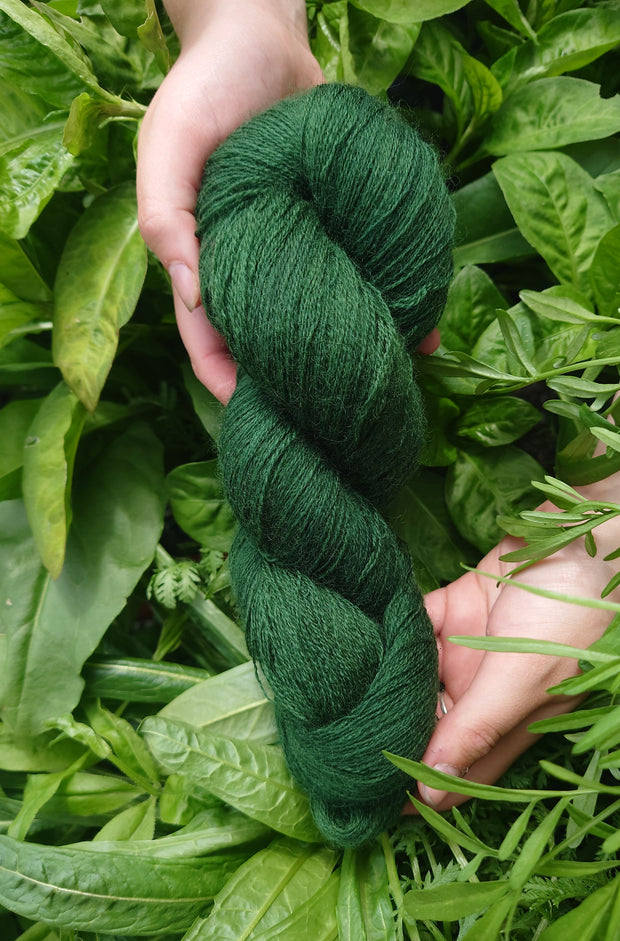 Lása Foraoise (forest) ~ Wool yarn naturally dyed with organic sage &amp; organic indigo