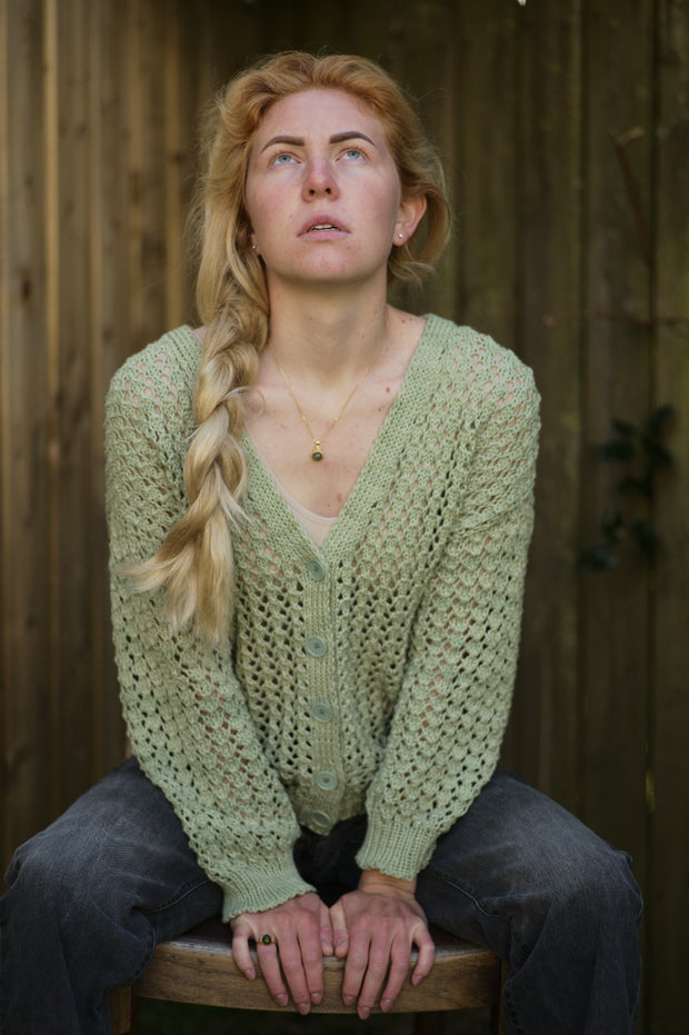 criostal cardigan in cottlecot