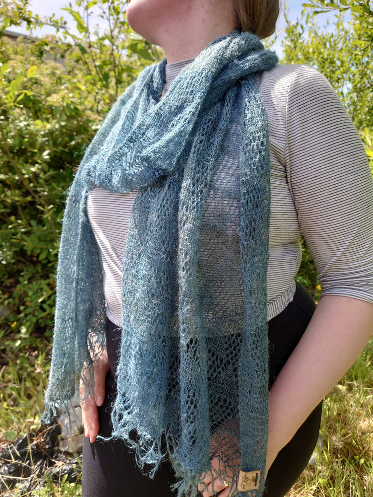 NETTLE Shawl ~ GORM NEANTÓIGE