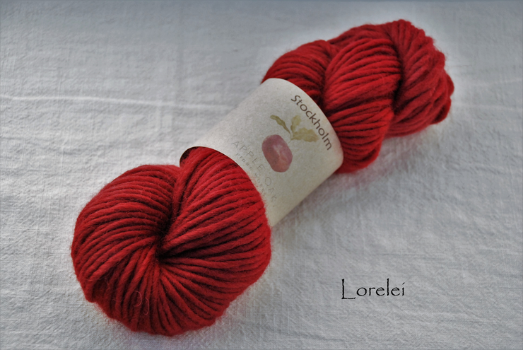 lac dyed stockhom wool yarn