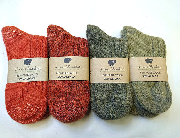 Maria socks alpaca and wool in orange and green