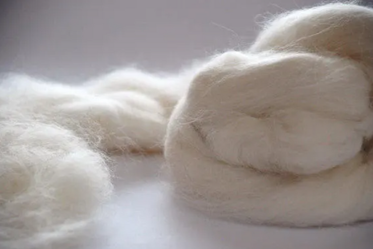 ALPACA FIBRE ~ Natural White