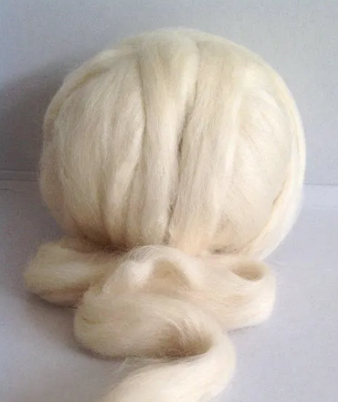 WENSLEYDALE FIBRE ~ Natural White