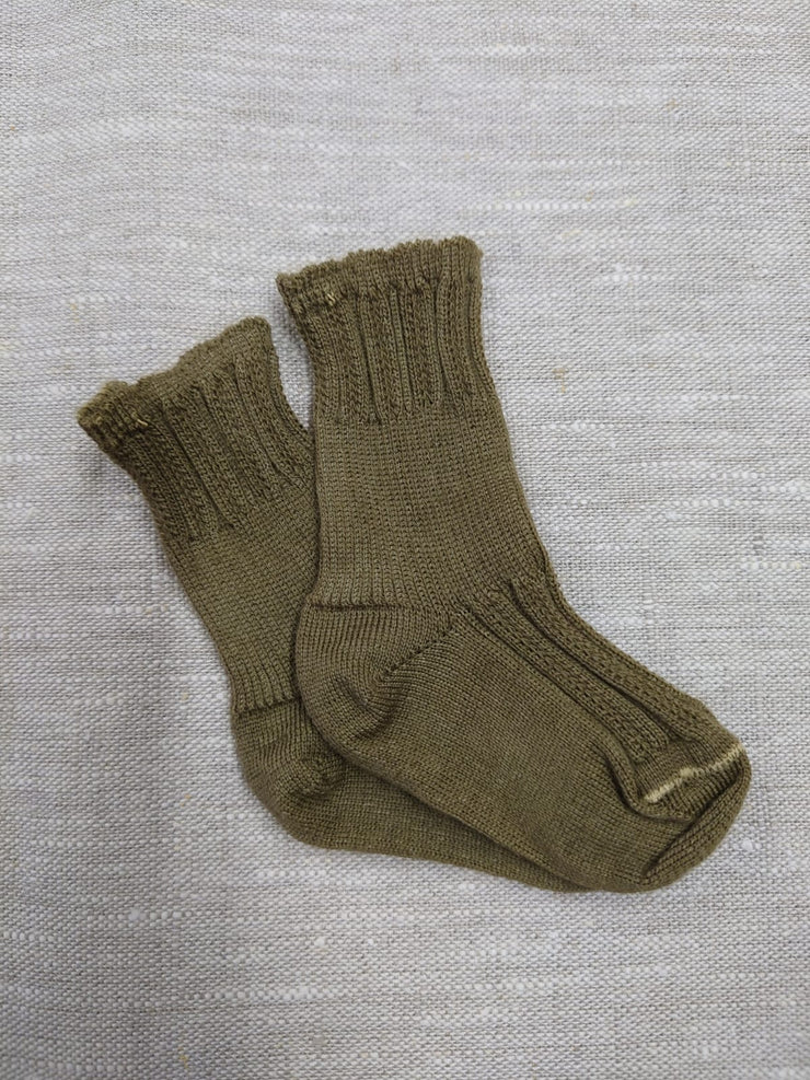 LUCA ~ Baby Socks. Naturally dyed. Wool & organic cotton. dark green