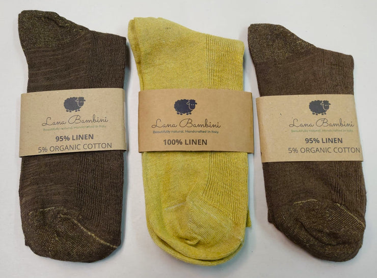 Hemp socks in brown in yellow naturally dyed with Catechu and Weld