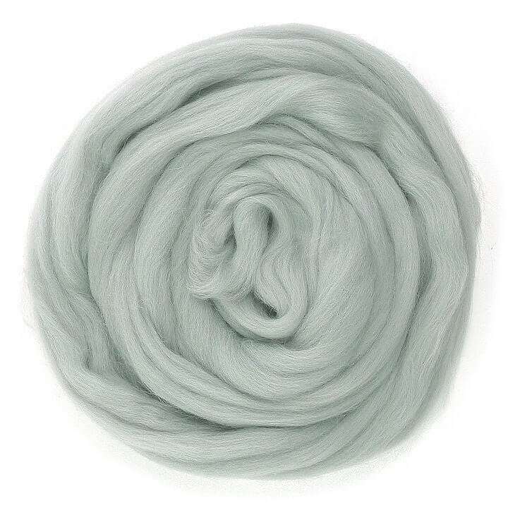 EANÁIR EUROPEAN MERINO WOOL ~ Small farm production, Europe only productions, dyed to high oekotext standards in Switzerland.

There are 7 colours in this collection: Charcoal Black, Grey mix, Graphite, Space grey, Silver, Beige, White