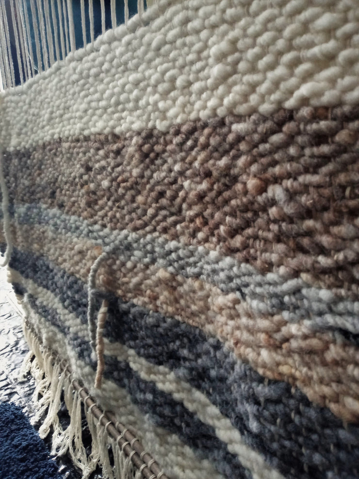 All natural carpet yarns woven