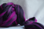 MULTIBLEND BLACK WIDOW ~ Merino wool 21mic