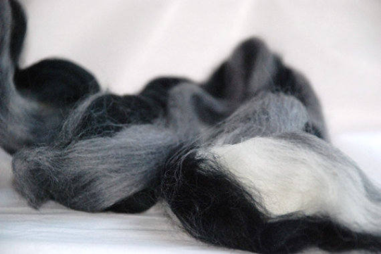 MULTIBLEND BLACK & WHITE ~ Merino wool 21mic