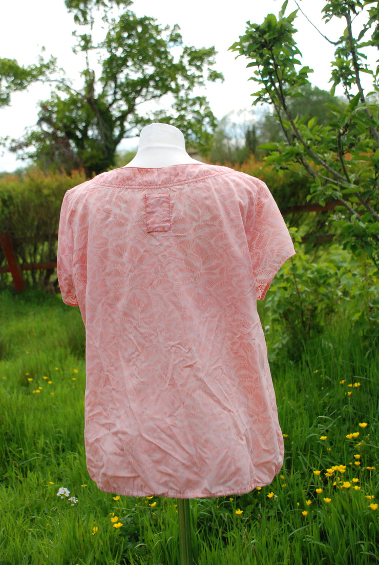 ARLA ~ Naturally dyed Blouse back