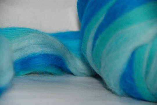 MULTIBLEND LIGHT BLUES ~ Merino wool 21mic